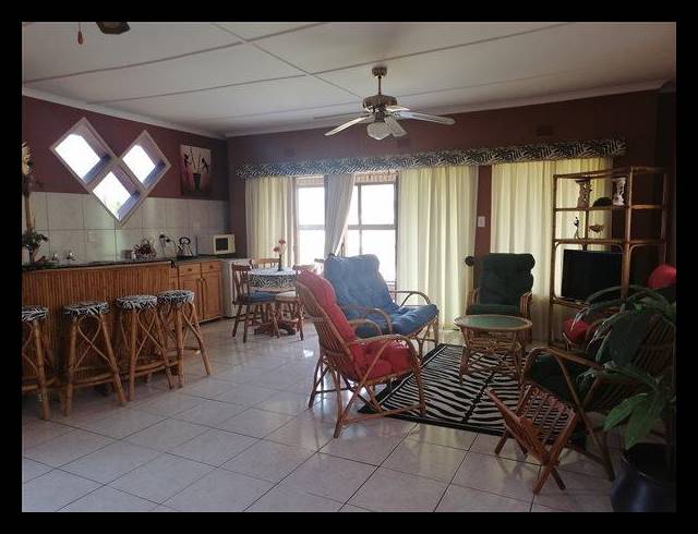 4 BEDROOM HOUSE FOR SALE IN MEER EN SEE